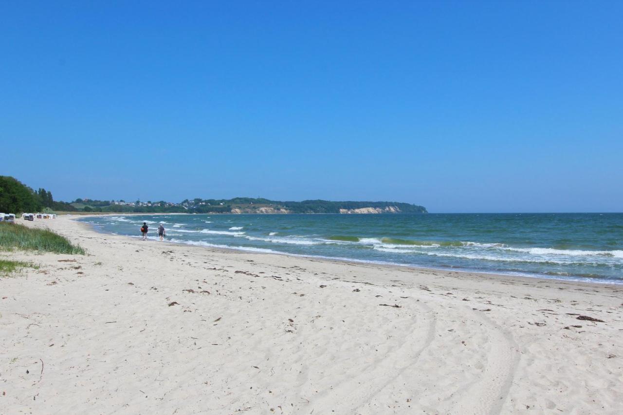Strandnahe Fewo Mit Terrasse, Gratis Nutzung Vom Ahoi Erlebnisbad Und Sauna In Sellin - Rex Rugia Fewo 29-1 Lobbe Luaran gambar